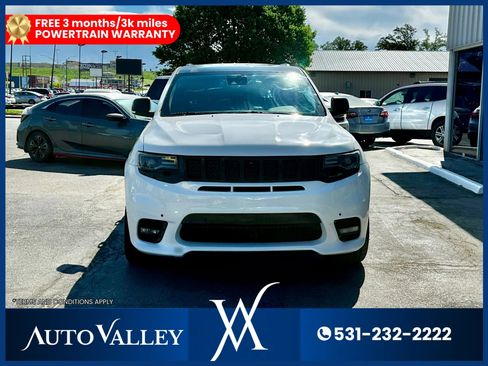 Used 2018 Jeep Grand Cherokee SRT image 2