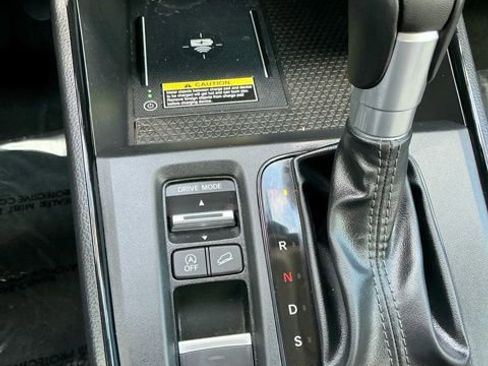 Used 2024 Honda CR-V EX-L image 19