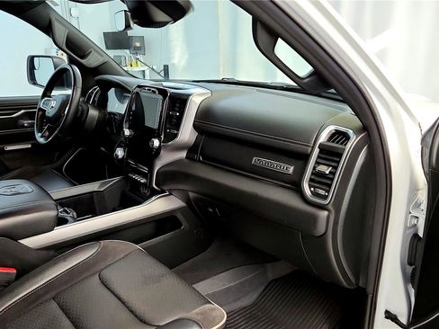 Used 2023 RAM 1500 Laramie image 21