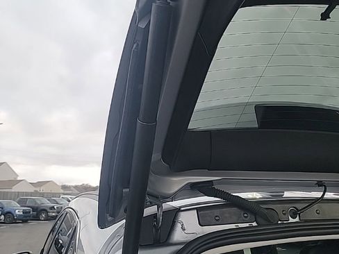 Certified 2023 Ford Escape Platinum image 32