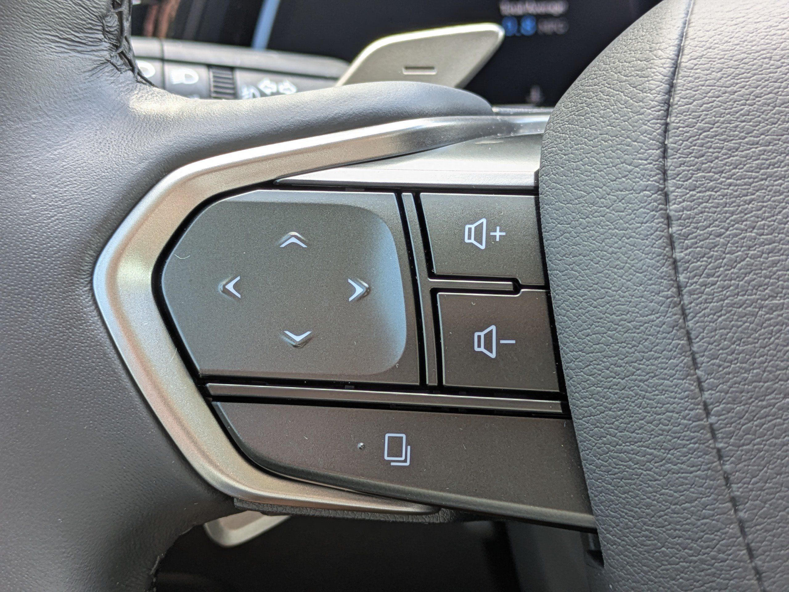 Used 2025 Lexus RX 350 Premium Plus w/ Convenience Package AWD/4WD image 26
