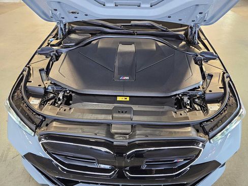 New 2026 BMW i5 M60 w/ Executive Package AWD/4WD image 9