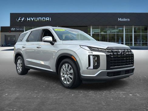 Certified 2025 Hyundai Palisade SEL AWD/4WD image 3