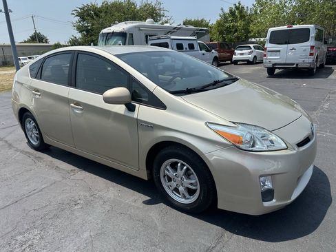 Used 2011 Toyota Prius Two FWD image 5