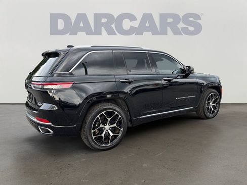 Used 2022 Jeep Grand Cherokee Summit AWD/4WD image 7