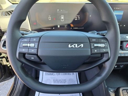New 2026 Kia K4 FWD image 16