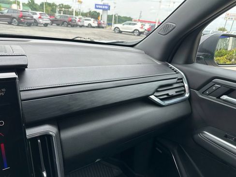 Used 2026 GMC Acadia Elevation w/ LPO, Floor Liner Package AWD/4WD image 33