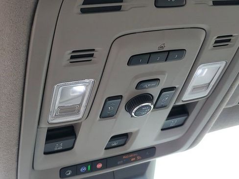 Used 2024 Cadillac Escalade Sport Platinum AWD/4WD image 17