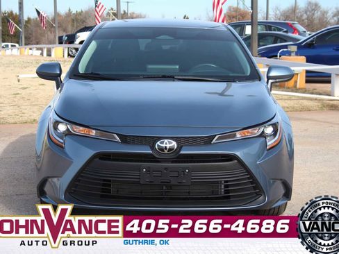 Used 2026 Toyota Corolla LE image 2