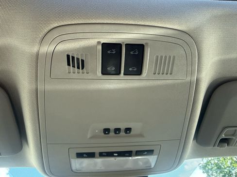 Used 2015 Buick Regal Premium w/ Experience Buick Package FWD image 23