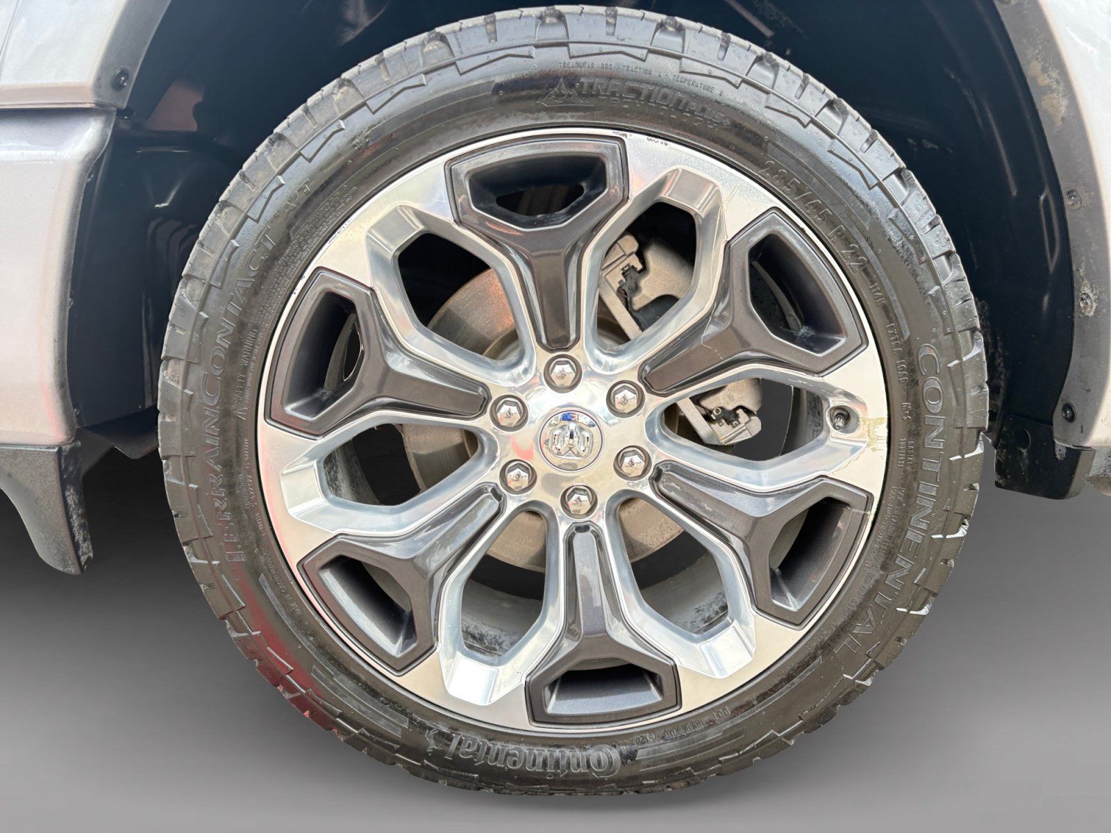 Used 2022 RAM 1500 Limited AWD/4WD image 9