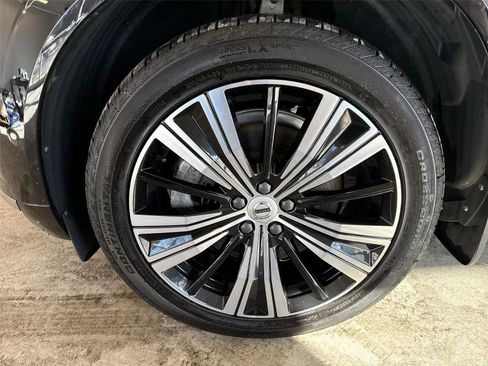 Used 2022 Volvo XC60 B6 Inscription w/ Advanced Package image 19