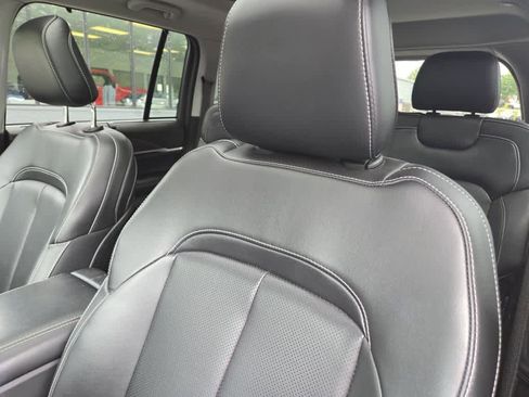 Used 2023 Jeep Grand Cherokee 4WD 4xe w/ Luxury Tech Group II image 13
