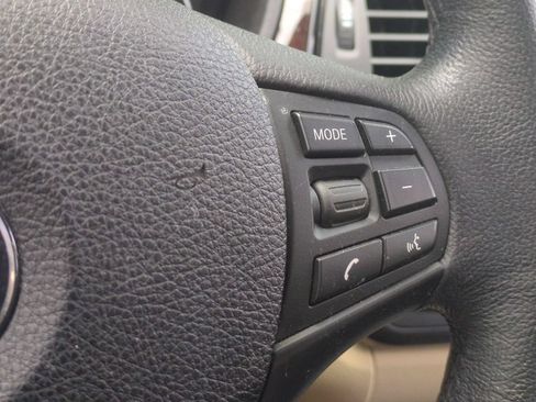 Used 2015 BMW 320i xDrive Sedan AWD/4WD image 16