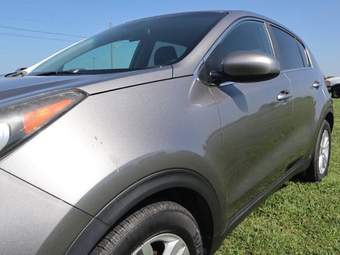 Used 2019 Kia Sportage LX w/ Paint Protection Package FWD image 18