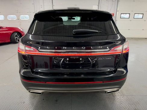 Used 2019 Lincoln Nautilus Reserve AWD/4WD image 9