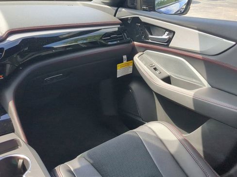 Used 2025 Acura MDX A-Spec image 16