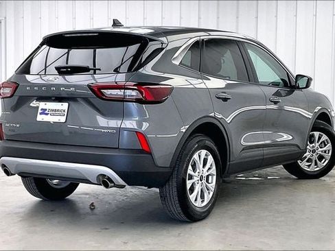 Used 2023 Ford Escape Active AWD/4WD image 12