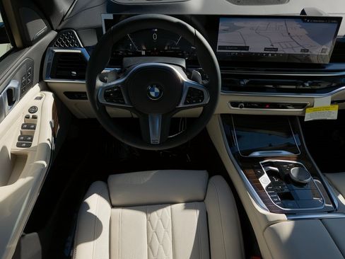New 2026 BMW X5 xDrive40i w/ M Sport Package image 18