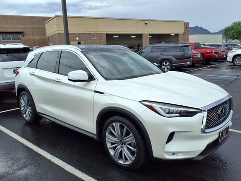 Used 2021 INFINITI QX50 Sensory FWD image 2