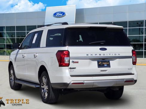 Certified 2023 Ford Expedition Max XLT image 4