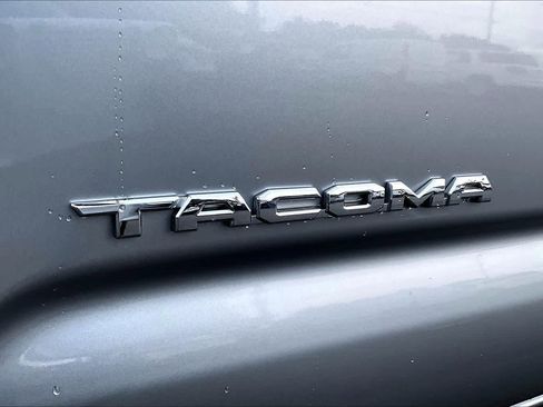 Certified 2023 Toyota Tacoma TRD Off-Road image 30