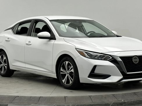 Used 2021 Nissan Sentra SV image 3