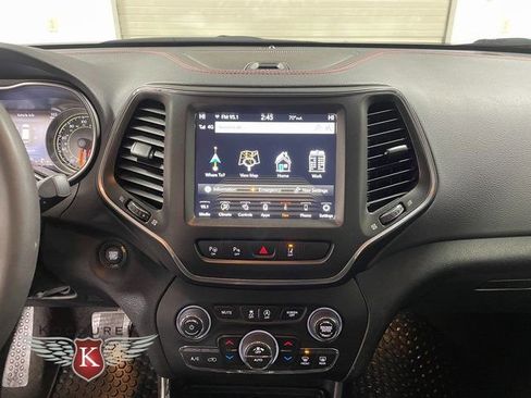 Used 2023 Jeep Cherokee Trailhawk w/ Elite Group image 17