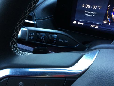 New 2026 Chevrolet Traverse Z71 w/ Enhanced Driving Package image 15