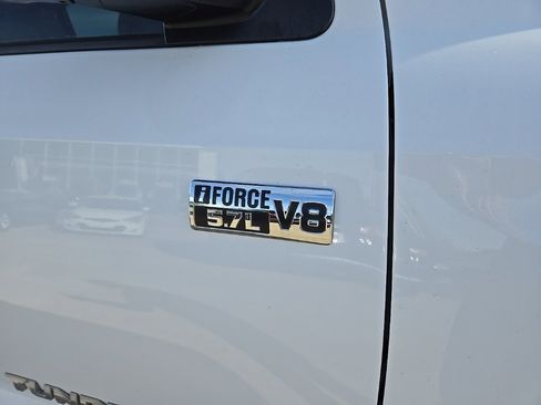 Used 2016 Toyota Tundra SR5 image 42