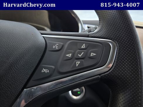 Used 2020 Chevrolet Equinox LT AWD/4WD image 17