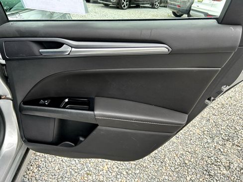 Used 2015 Ford Fusion Energi Titanium w/ Driver Assist Package image 14