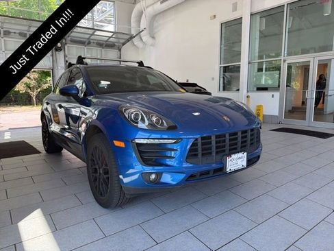 Used 2017 Porsche Macan AWD/4WD image 6