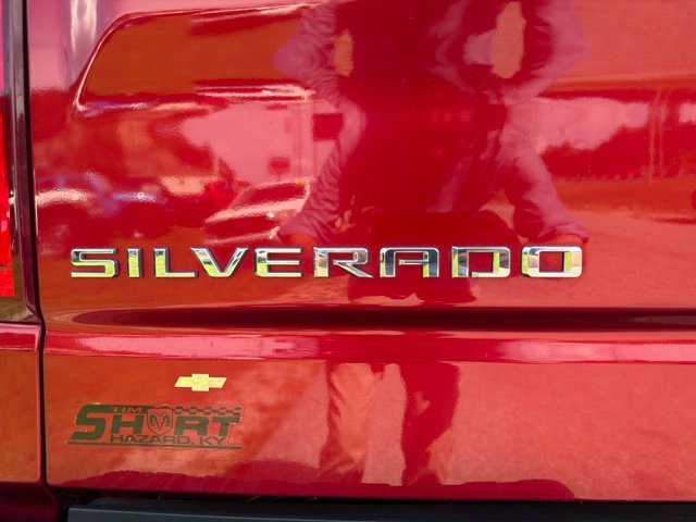 Used 2023 Chevrolet Silverado 1500 RST w/ Convenience Package II AWD/4WD image 16