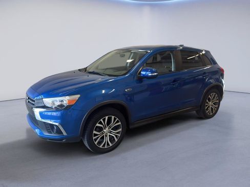 Used 2018 Mitsubishi Outlander Sport LE FWD image 3