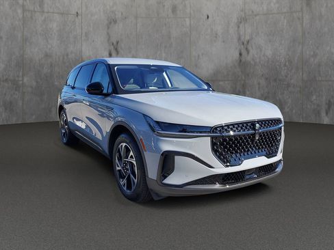 New 2026 Lincoln Nautilus Premier w/ Jet Appearance Package image 29