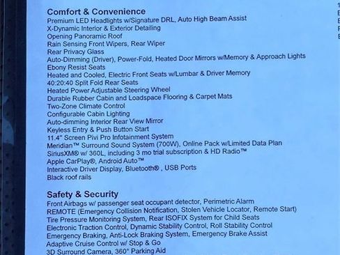 New 2025 Land Rover Defender 90 X-Dynamic SE image 28