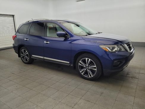 Used 2017 Nissan Pathfinder Platinum AWD/4WD image 11