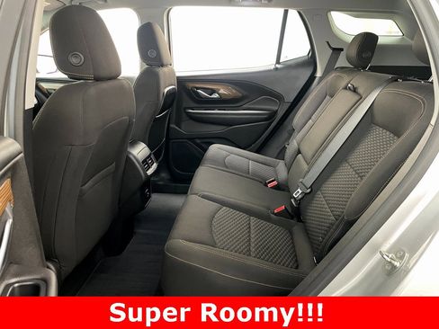 Certified 2018 GMC Terrain SLE w/ Driver Convenience Package image 10