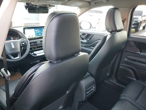 New 2026 Lincoln Corsair Premiere image 26