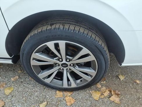 Used 2020 Ford Expedition Max Platinum image 10