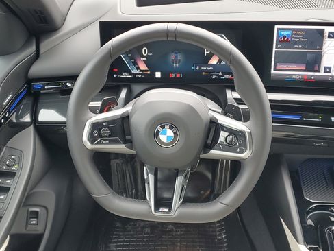 Used 2025 BMW 530i xDrive w/ M Sport Package image 23