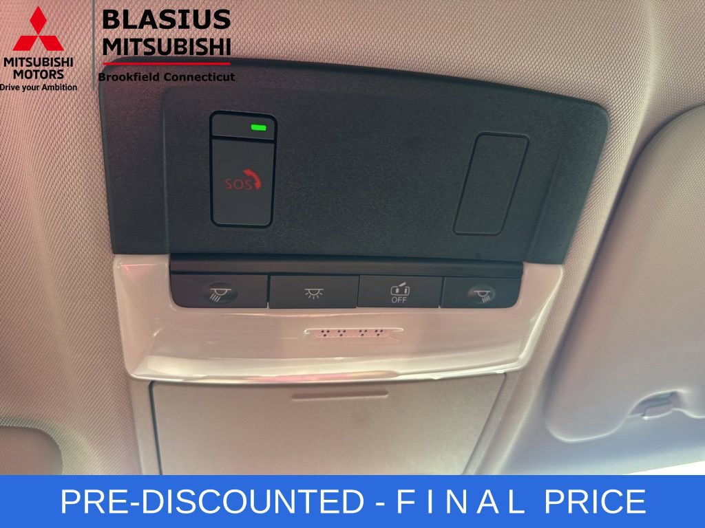 Used 2025 Mitsubishi Outlander ES AWD/4WD image 31
