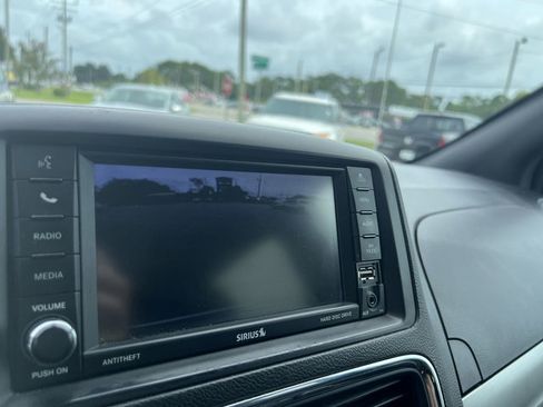 Used 2019 Dodge Grand Caravan GT image 29