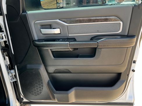 Used 2020 RAM 2500 Big Horn AWD/4WD image 23