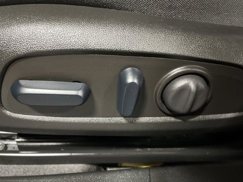 Used 2024 Chevrolet Malibu LT image 14