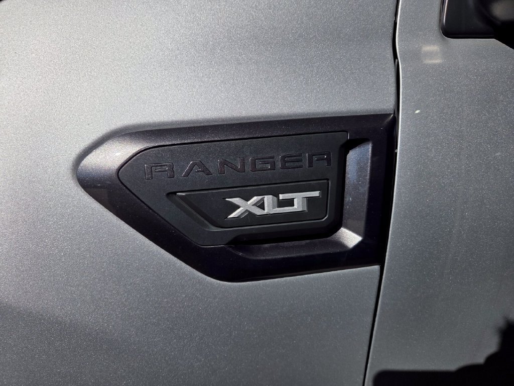 Used 2019 Ford Ranger XLT w/ Equipment Group 302A Luxury AWD/4WD image 4
