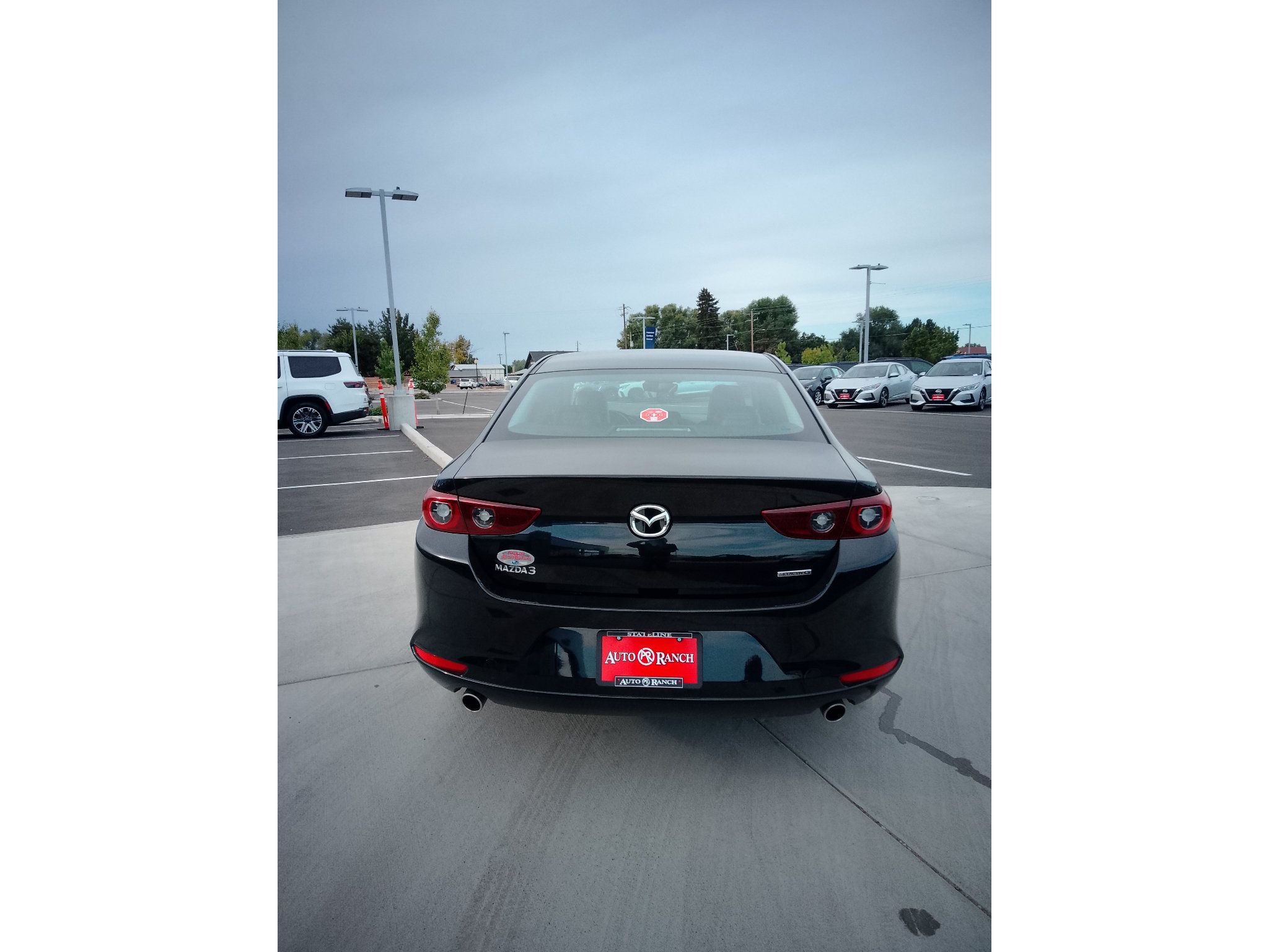 Used 2024 MAZDA MAZDA3 s FWD image 4