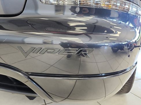 Used 2006 Dodge Viper SRT-10 RWD image 32
