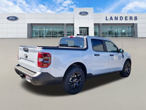 New 2025 Ford Maverick XLT w/ XLT Luxury Package image 3
